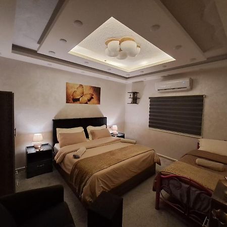 Cardostudio Hotell Jarash Exteriör bild