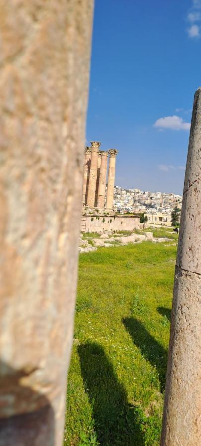Cardostudio Hotell Jarash Exteriör bild