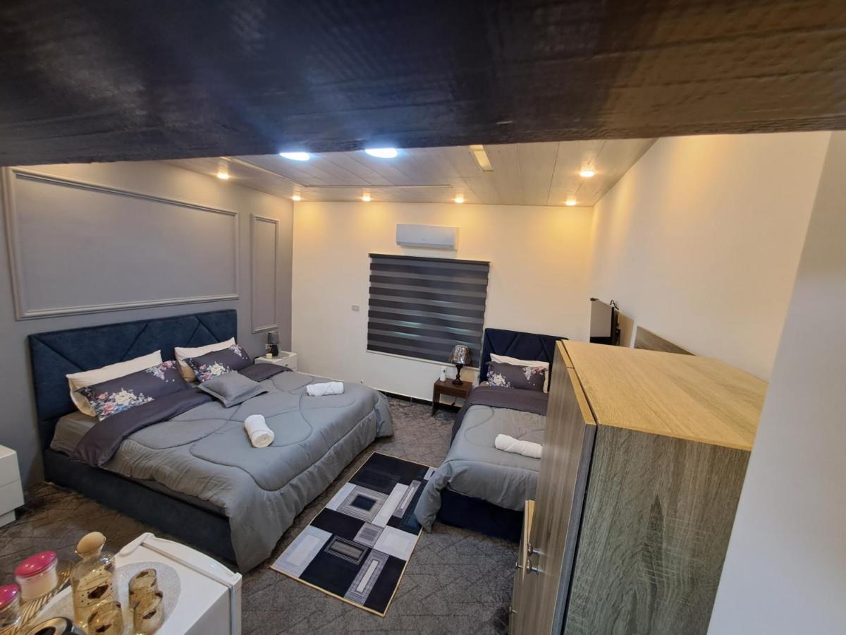 Cardostudio Hotell Jarash Exteriör bild