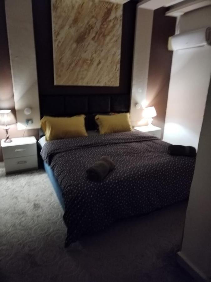 Cardostudio Hotell Jarash Exteriör bild